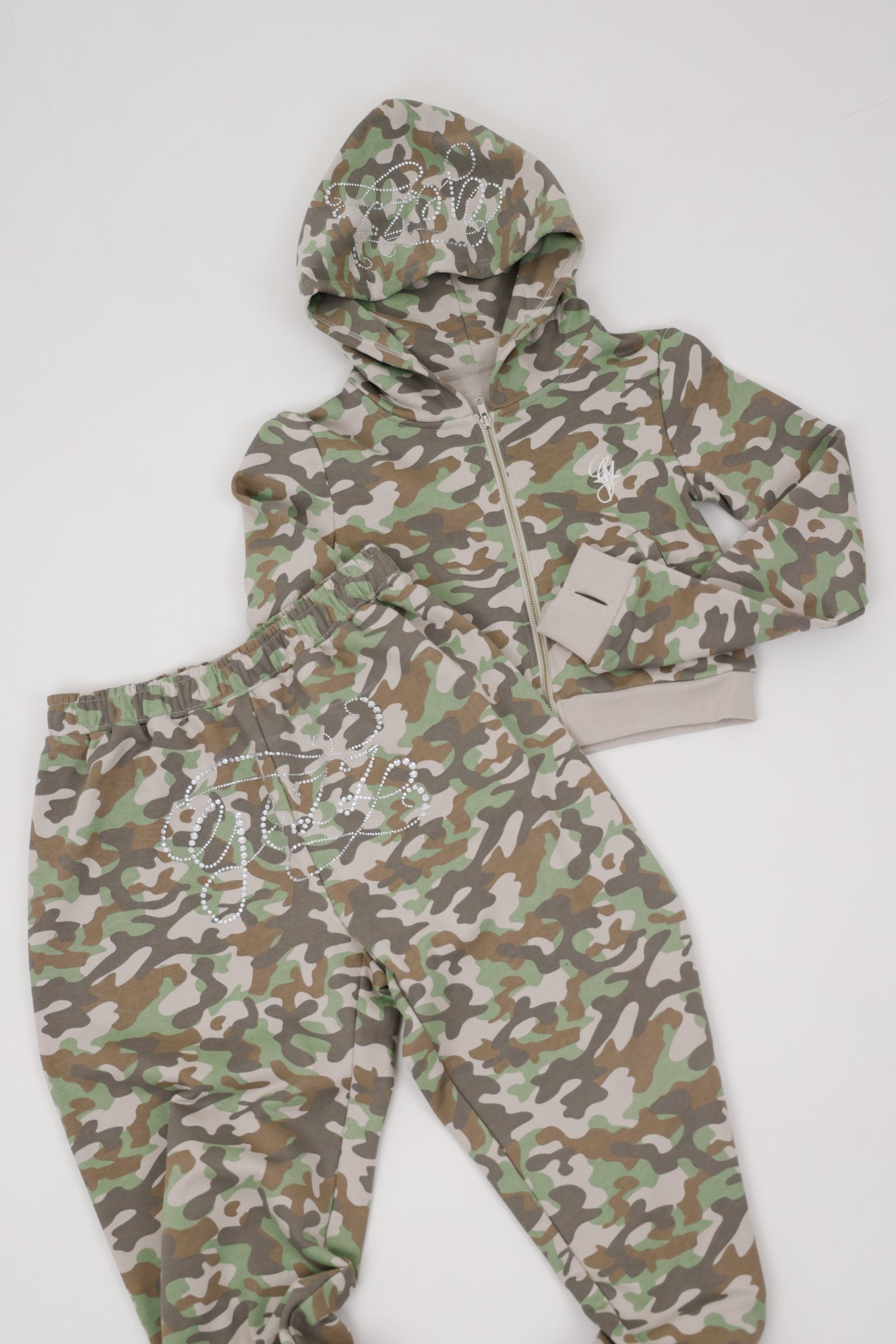 RHINESTONE CAMO SWEAT SET UP